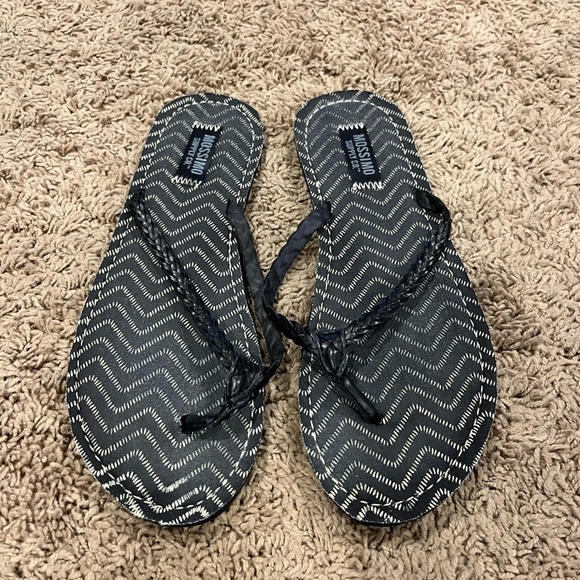 Mossimo size 8 black sandals - Picture 1 of 2